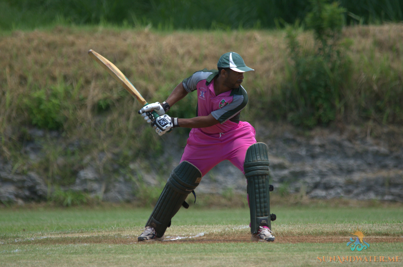 Somerset Bridge VS Flatts 2014(27)